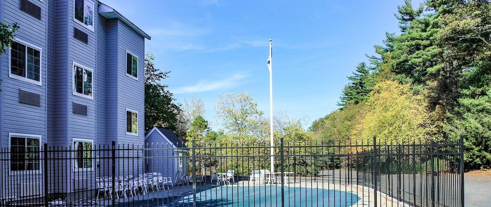 Days Inn By Wyndham Sturbridge Extérieur photo